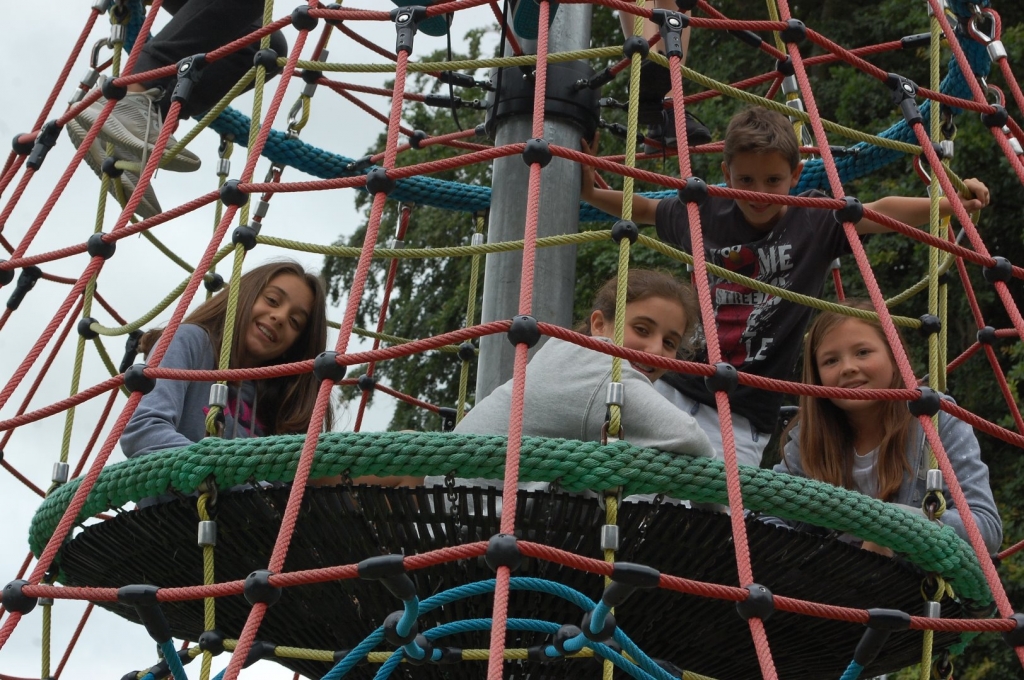 Village Camps International Summer Camp England 2024-07-27 https://www.villagecamps.com/journals_admin/images/1772-5921-DSC_0168_1 (1).jpg